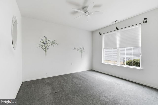 17 GOLDENROD LN, Marlton, NJ 08053