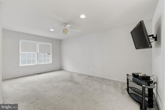 17 GOLDENROD LN, Marlton, NJ 08053