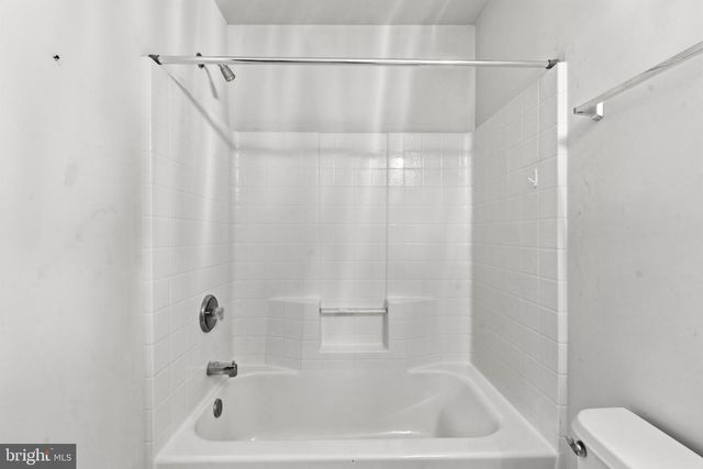 17 GOLDENROD LN, Marlton, NJ 08053