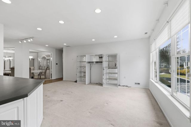 17 GOLDENROD LN, Marlton, NJ 08053