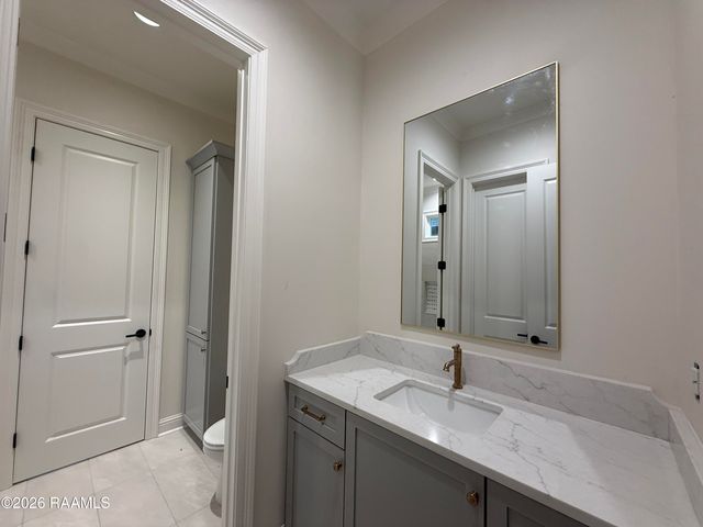 103 Summit Heights Dr, Youngsville, LA 70592