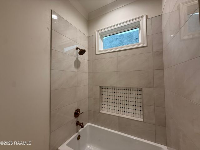 103 Summit Heights Dr, Youngsville, LA 70592