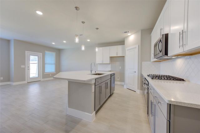 1709 Summerlyn, Houston, TX 77080