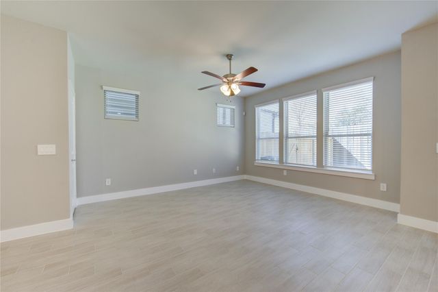 1709 Summerlyn, Houston, TX 77080