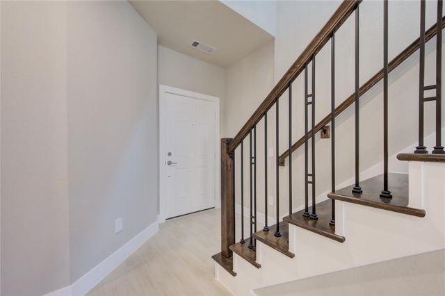 1709 Summerlyn, Houston, TX 77080