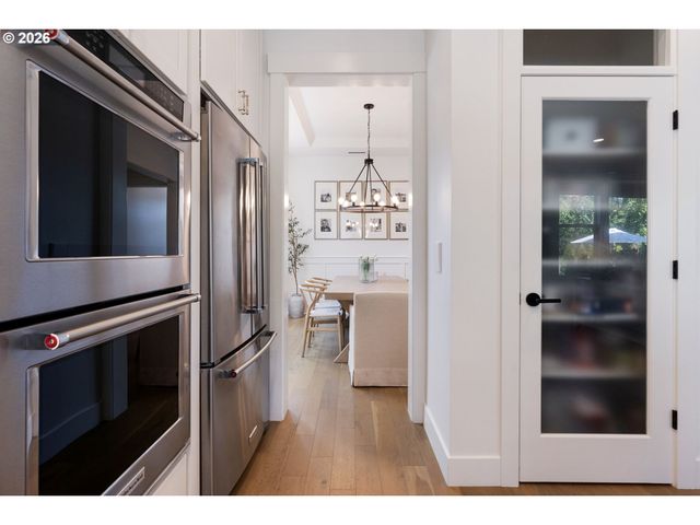 11995 Nw SADIE St, Portland, OR 97229
