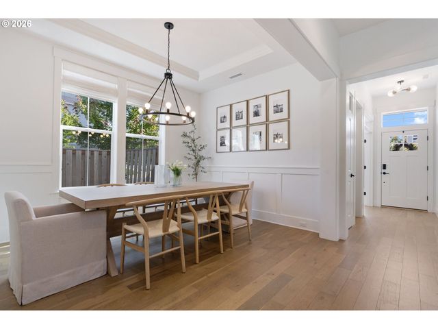 11995 Nw SADIE St, Portland, OR 97229