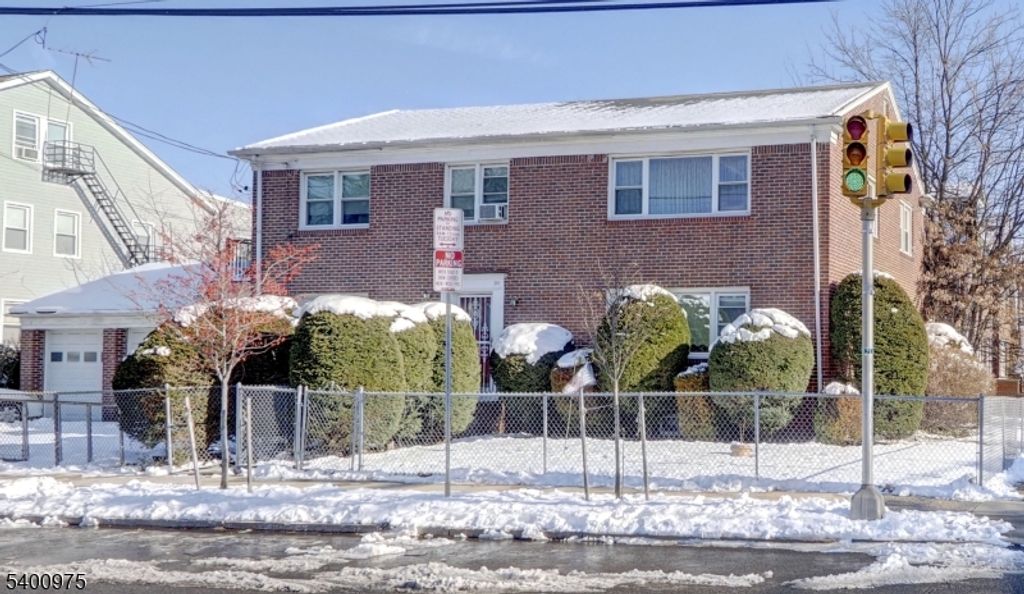 103 Mount Vernon Pl, Newark City, NJ 07106