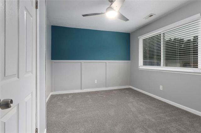 1842 W 27th Terrace, Lawrence, KS 66046