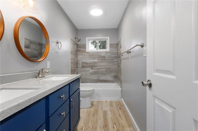 1842 W 27th Terrace, Lawrence, KS 66046
