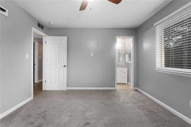 1842 W 27th Terrace, Lawrence, KS 66046