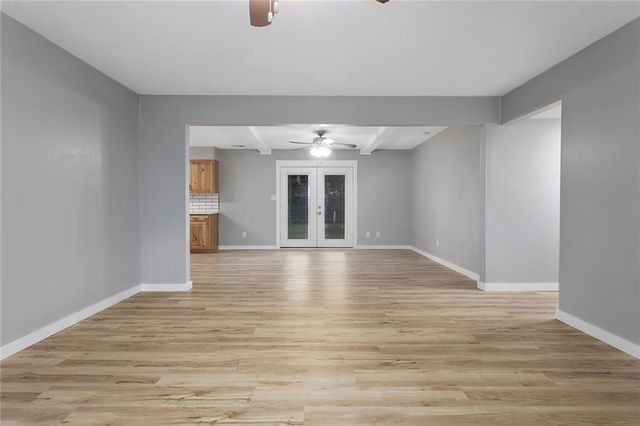 1842 W 27th Terrace, Lawrence, KS 66046