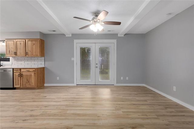 1842 W 27th Terrace, Lawrence, KS 66046
