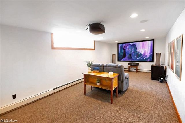 1033 Summit Avenue, Lakewood, OH 44107