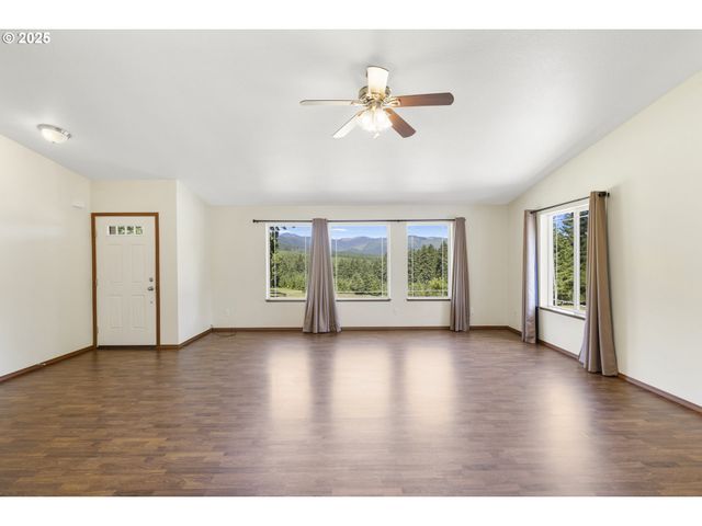 20766 Nw FAIRDALE Rd, Yamhill, OR 97148