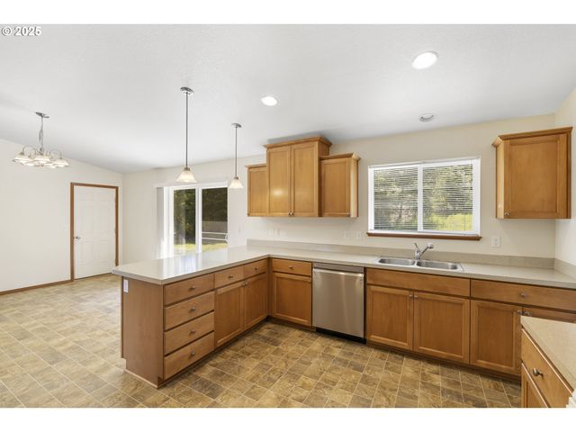 20766 Nw FAIRDALE Rd, Yamhill, OR 97148