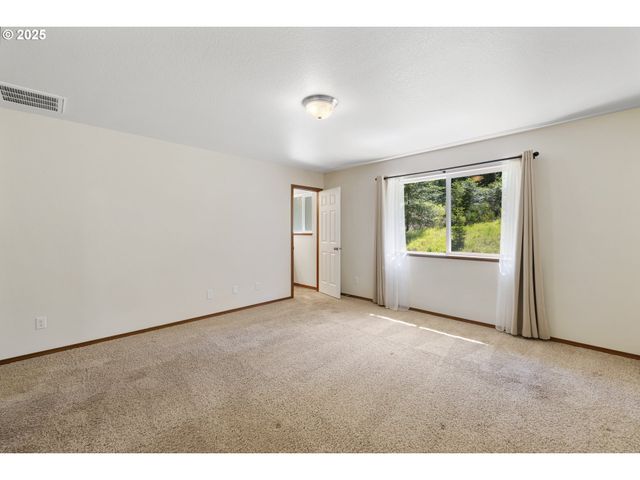 20766 Nw FAIRDALE Rd, Yamhill, OR 97148