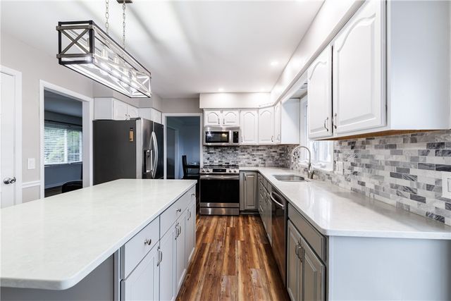 218 Frisbee Hill Road, Greece, NY 14468