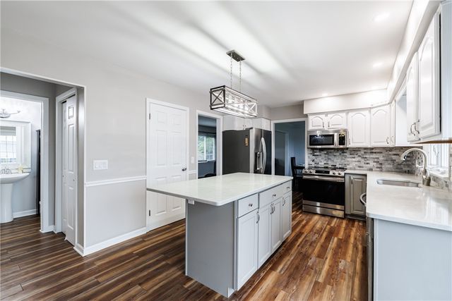 218 Frisbee Hill Road, Greece, NY 14468