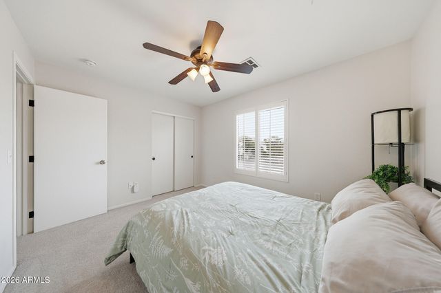 1886 E 37TH Avenue, Apache Junction, AZ 85119