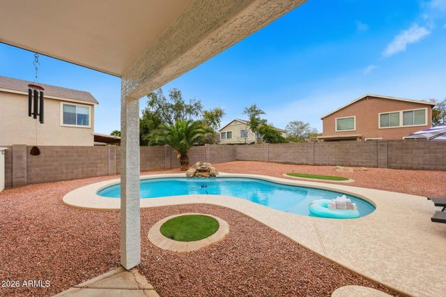 1886 E 37TH Avenue, Apache Junction, AZ 85119