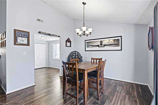 212 Anne DR, Newport News, VA 23601