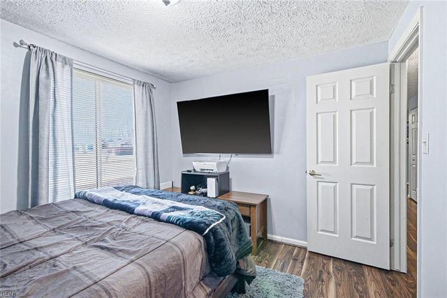 212 Anne DR, Newport News, VA 23601