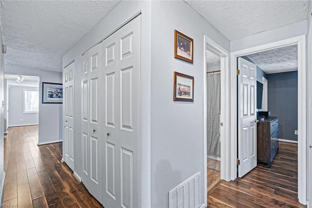 212 Anne DR, Newport News, VA 23601