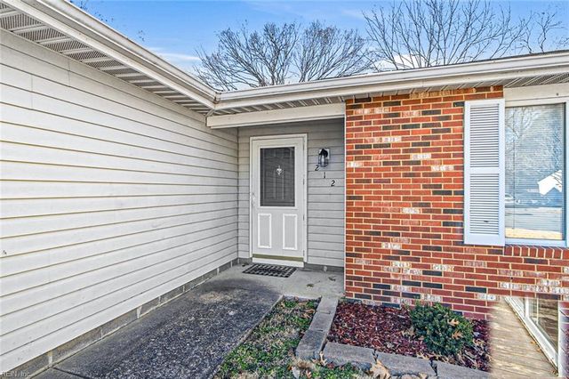 212 Anne DR, Newport News, VA 23601
