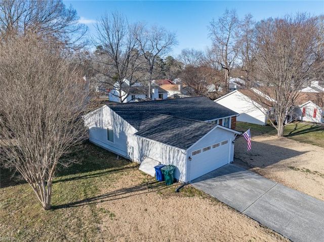 212 Anne DR, Newport News, VA 23601