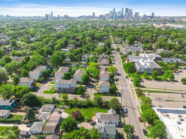 1736 3rd Street NE, Minneapolis, MN 55413