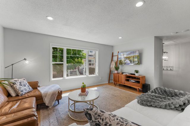 1736 3rd Street NE, Minneapolis, MN 55413