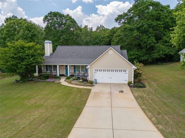 329 Tallassee Lane, Statham, GA 30666