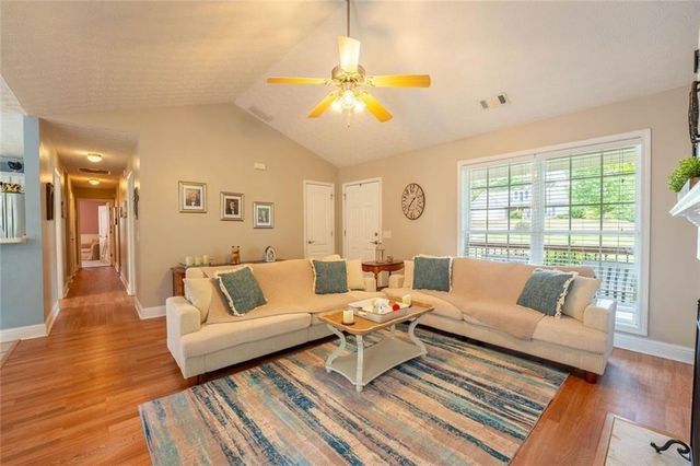 329 Tallassee Lane, Statham, GA 30666