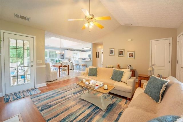 329 Tallassee Lane, Statham, GA 30666