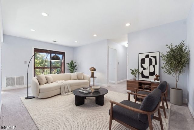 23 Powderhorn Ct 23, Woodbridge Twp., NJ 07095