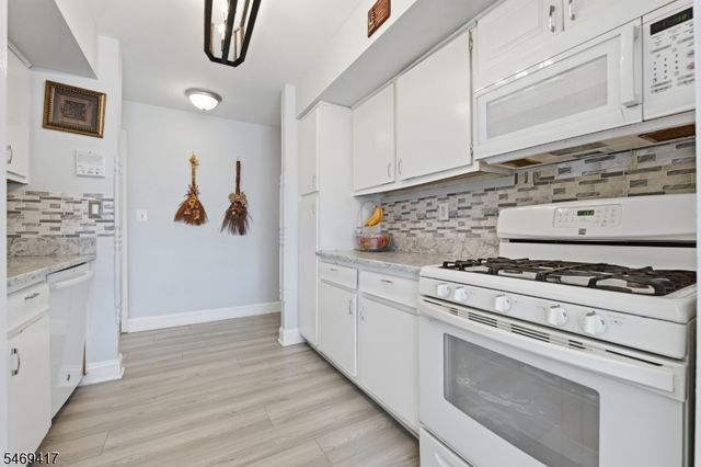 23 Powderhorn Ct 23, Woodbridge Twp., NJ 07095