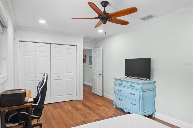 9545 135TH STREET, Seminole, FL 33776