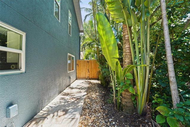 9545 135TH STREET, Seminole, FL 33776