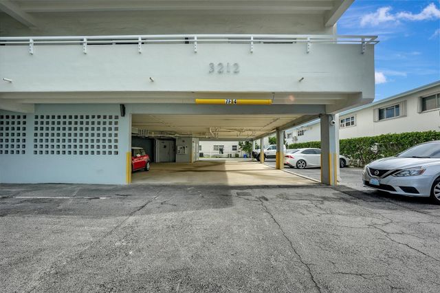3212 NE 12th Street 201, Pompano Beach, FL 33062