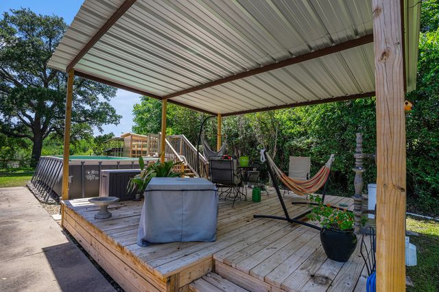 4151 Oakcrest Lane, Fort Worth, TX 76126