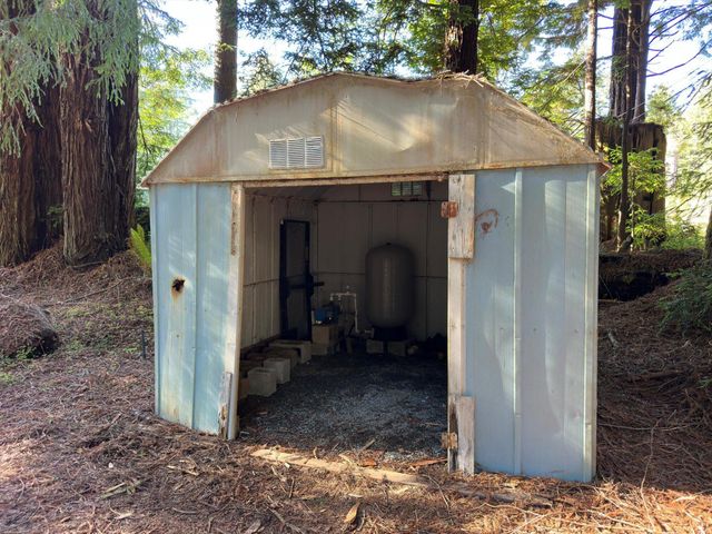 1700 Ferndale Lane, Crescent City, CA 95531