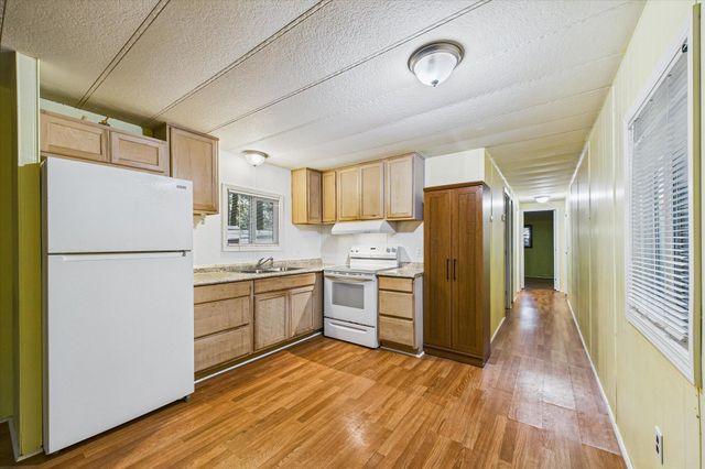 1700 Ferndale Lane, Crescent City, CA 95531