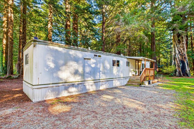 1700 Ferndale Lane, Crescent City, CA 95531