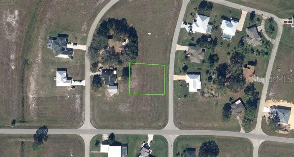 600 IVY DRIVE, Sebring, FL 33876