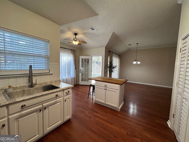 292 Silver Brook Circle, Pooler, GA 31322