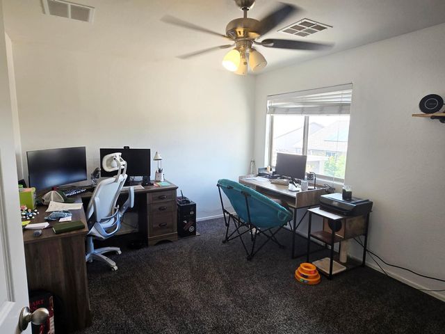 1856 W Quick Draw Way, San Tan Valley, AZ 85144