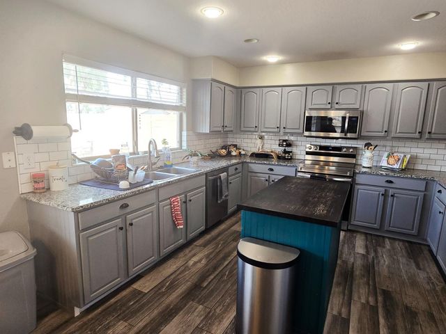 1856 W Quick Draw Way, San Tan Valley, AZ 85144