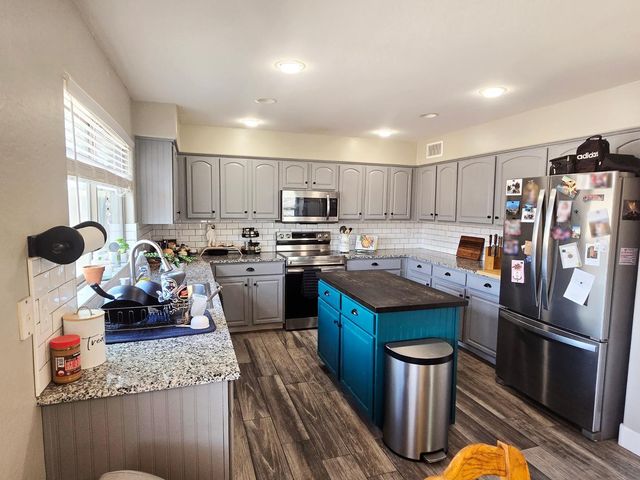 1856 W Quick Draw Way, San Tan Valley, AZ 85144