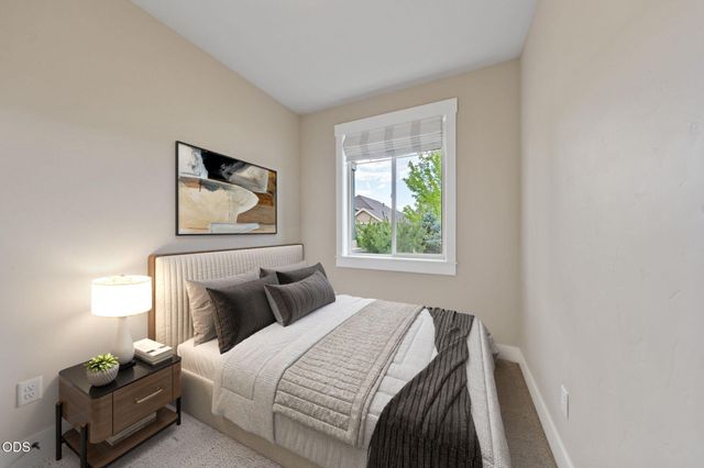 61048 SE Stari Most Loop, Bend, OR 97702